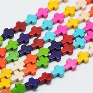 TIRA DE 35 MINI CRUCES HOWLITA MIX DE COLORES 10x8x3mm