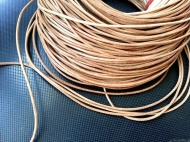 1 METRO DE CORDN CUERO COLOR NATURAL 2 mm