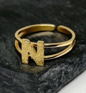 Anillo ajustable Acero Dorado con Inicial a escoger esmerilada