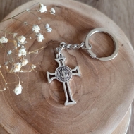 Llavero Cruz San Benito plata antigua