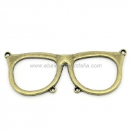 CONECTOR BRONCE GAFAS 6.8x2.6cm