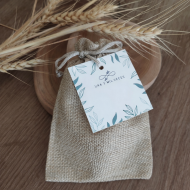 Embolsado tipo Lino o Yute + Tarjeta de nuestra marca Una y Mil Veces 5 cm + colocaci�n de pieza de joyer�a/bisuter�a